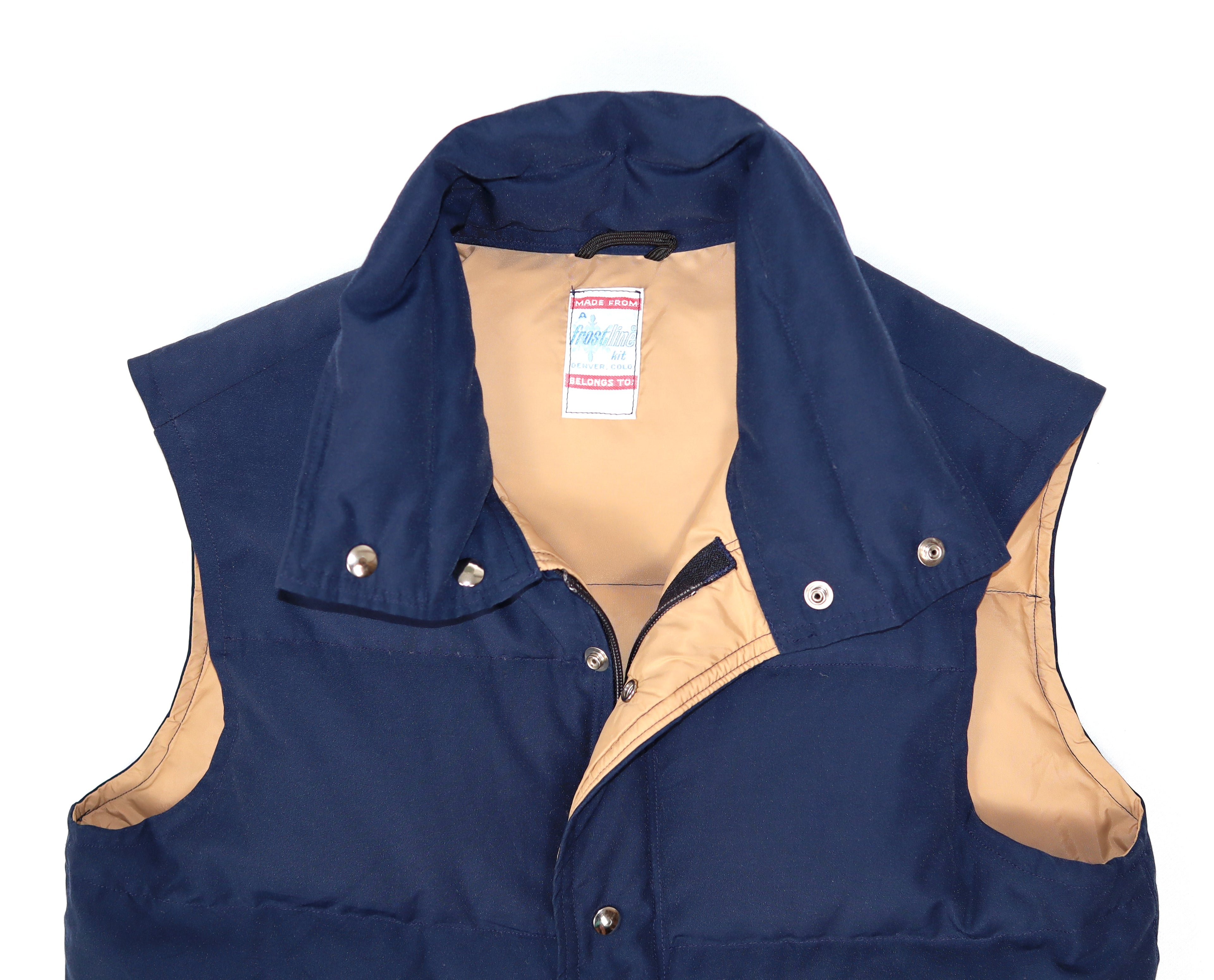 Frostline Kit bodywarmer donkerblauw met beige voering en vintage binnenlabel