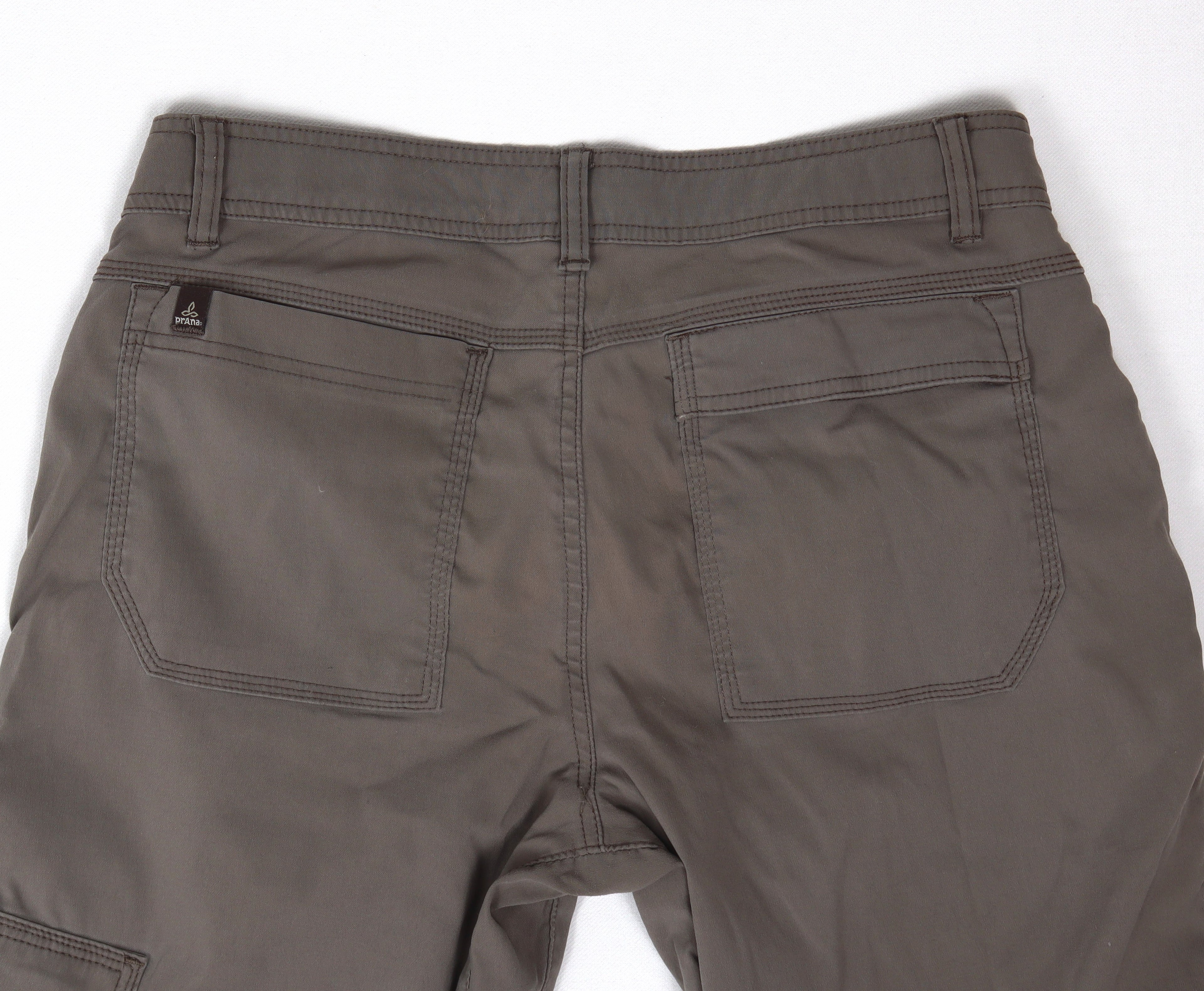Achterzakken en PrAna logo van outdoorbroek